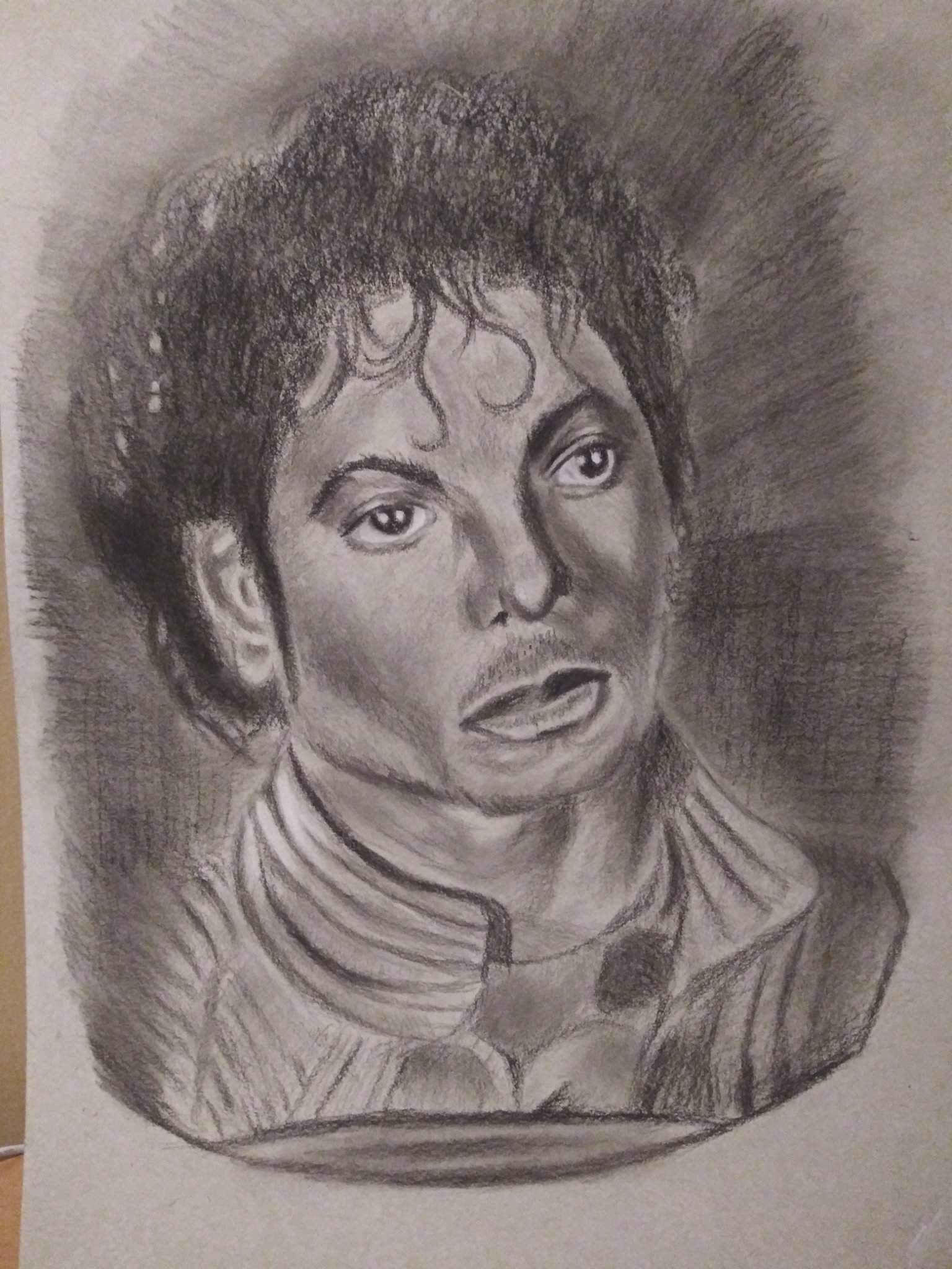 Michael jackson😉 dibujado a carboncillo. | DibujArte Amino
