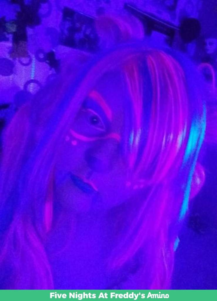 black light foxy