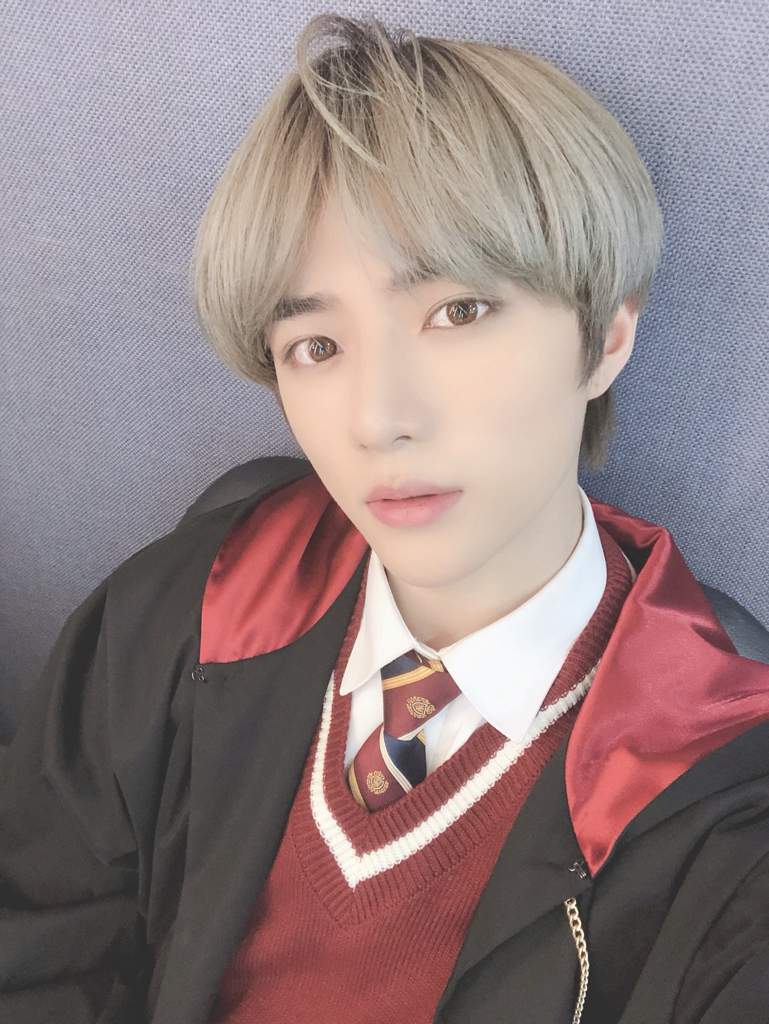 Featured image of post Txt Beomgyu Selca Beomgyu selca txt members seja feliz hoje g nero