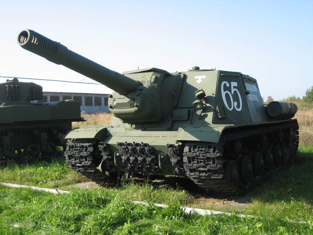 ISU-152 | Wiki | World War II Amino Amino