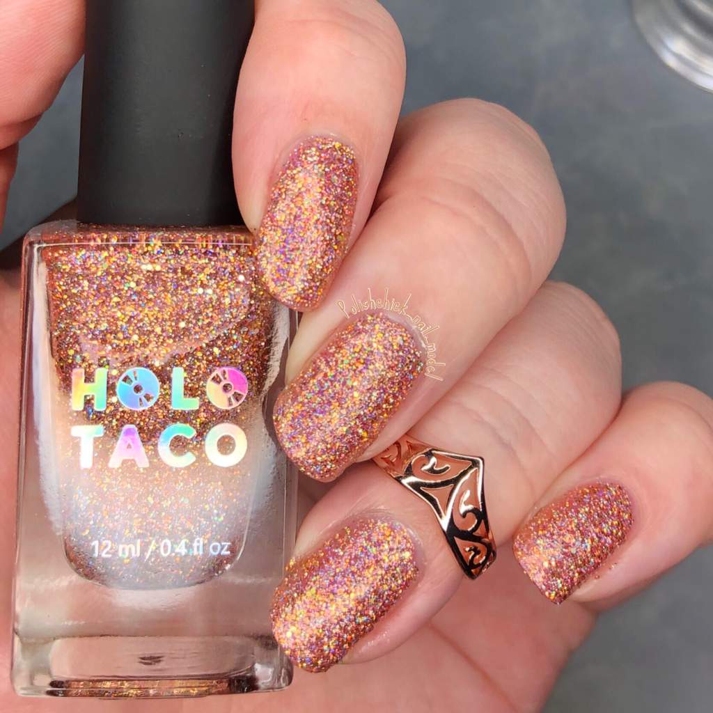 Holo taco | Nail Art Amino