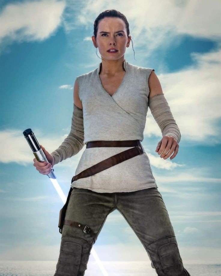 rey of jakku extendable staff