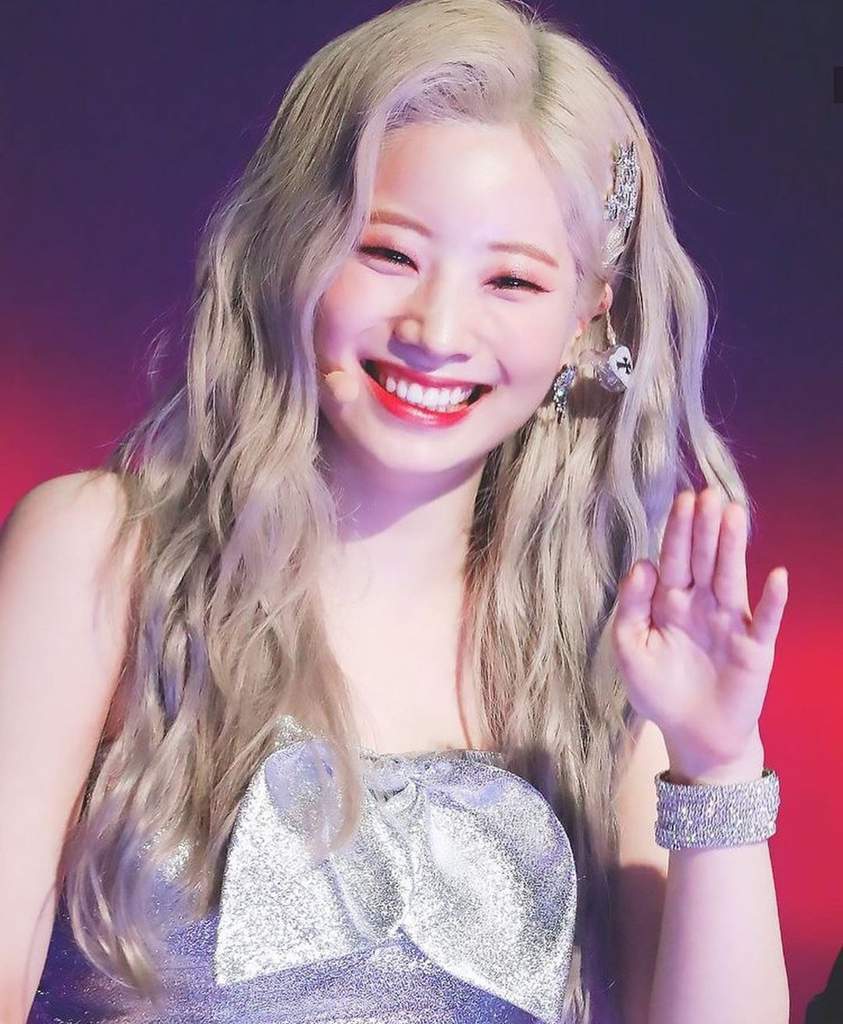 ¿Quién es Dahyun Biased? Es hermosa 💙 | •Twice Amino• Amino