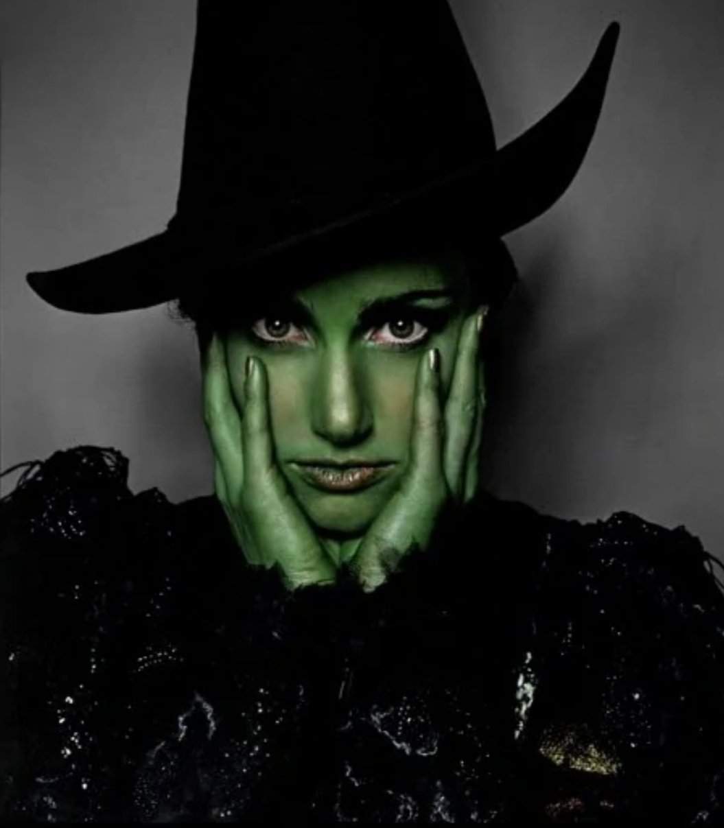 Elphaba | Wiki | Oncers Amino