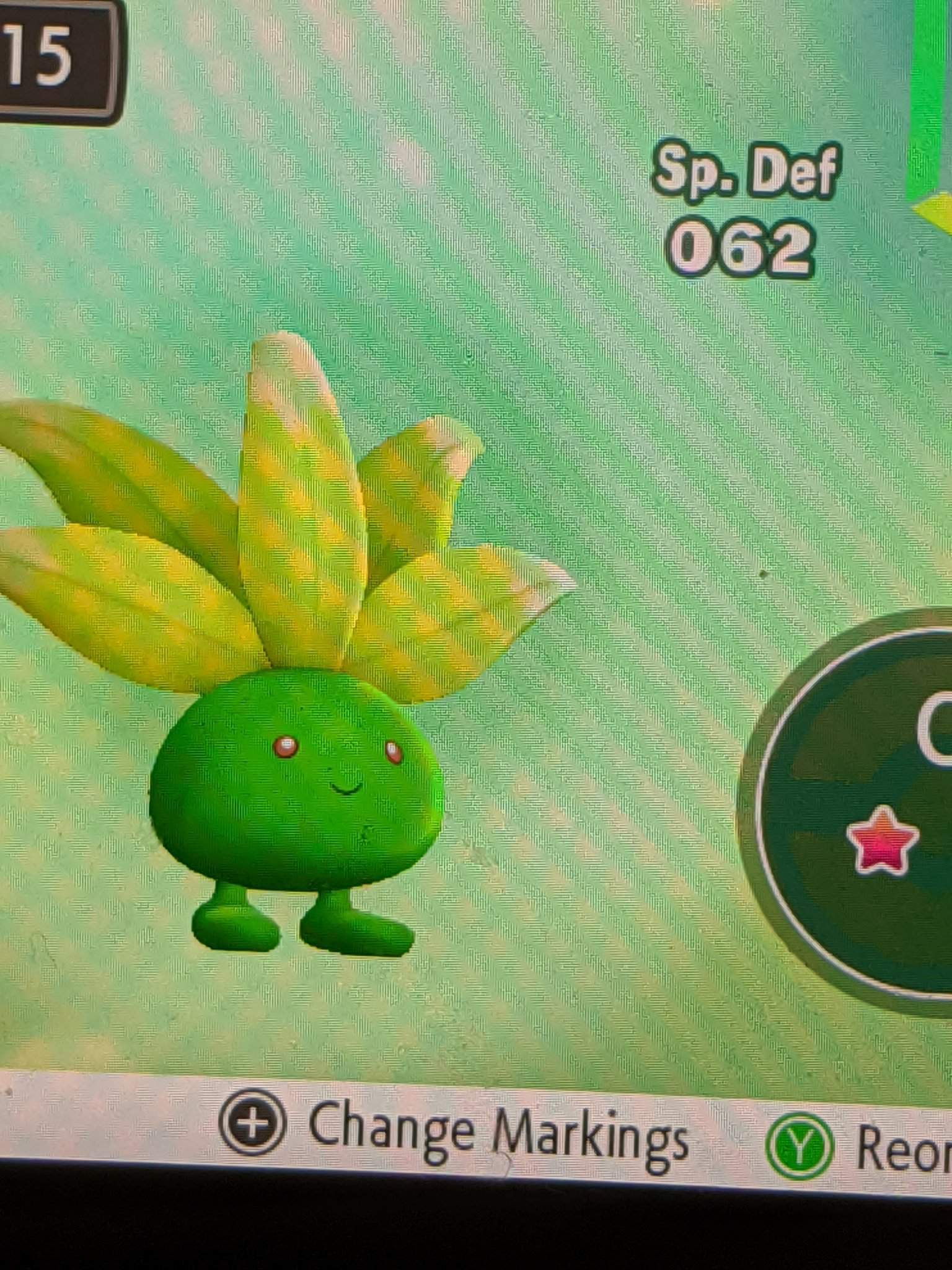 Found a shiny Oddish in Let's Go Pikachu (: I think I'll name her Abby ...