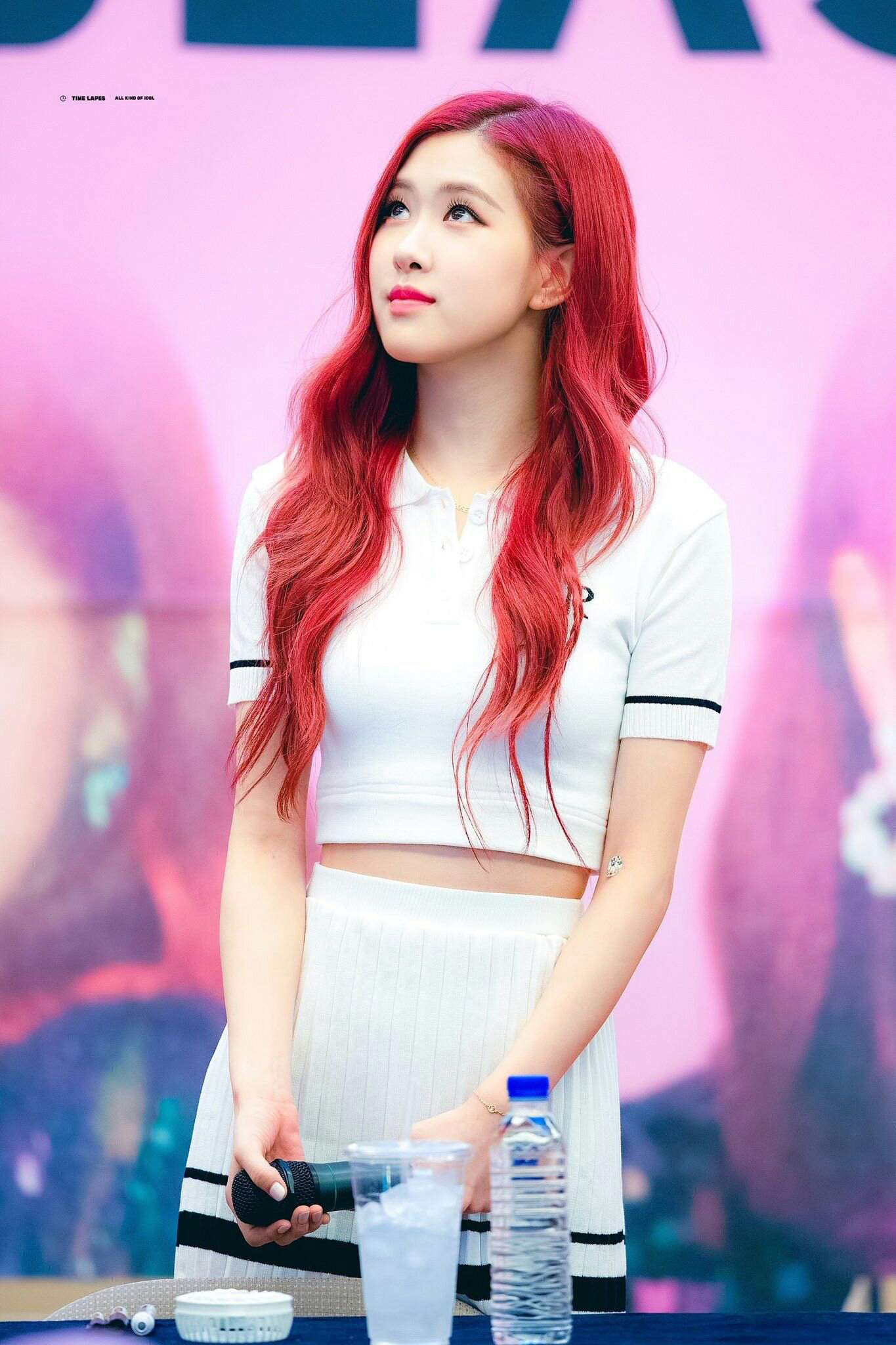 Feliz cumpleaños rose | •BLACKPINK• Amino