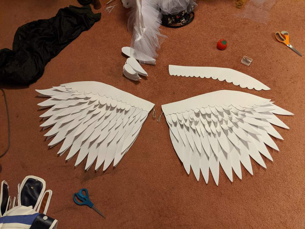 First time making wings! | Cosplay Amino