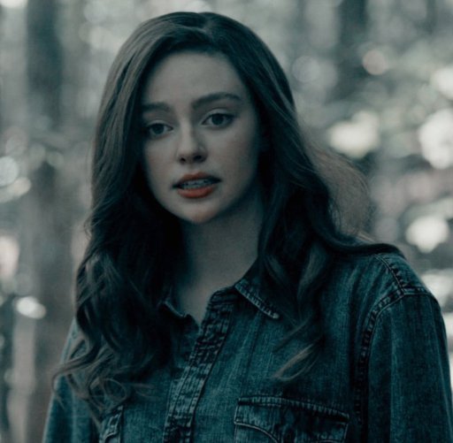 🐺 𝐇𝐨𝐩𝐞 𝐀𝐧𝐝𝐫𝐞𝐚 𝐌𝐢𝐤𝐚𝐞𝐥𝐬𝐨𝐧 🐺 | Legacies Hope(s) Welcome Amino