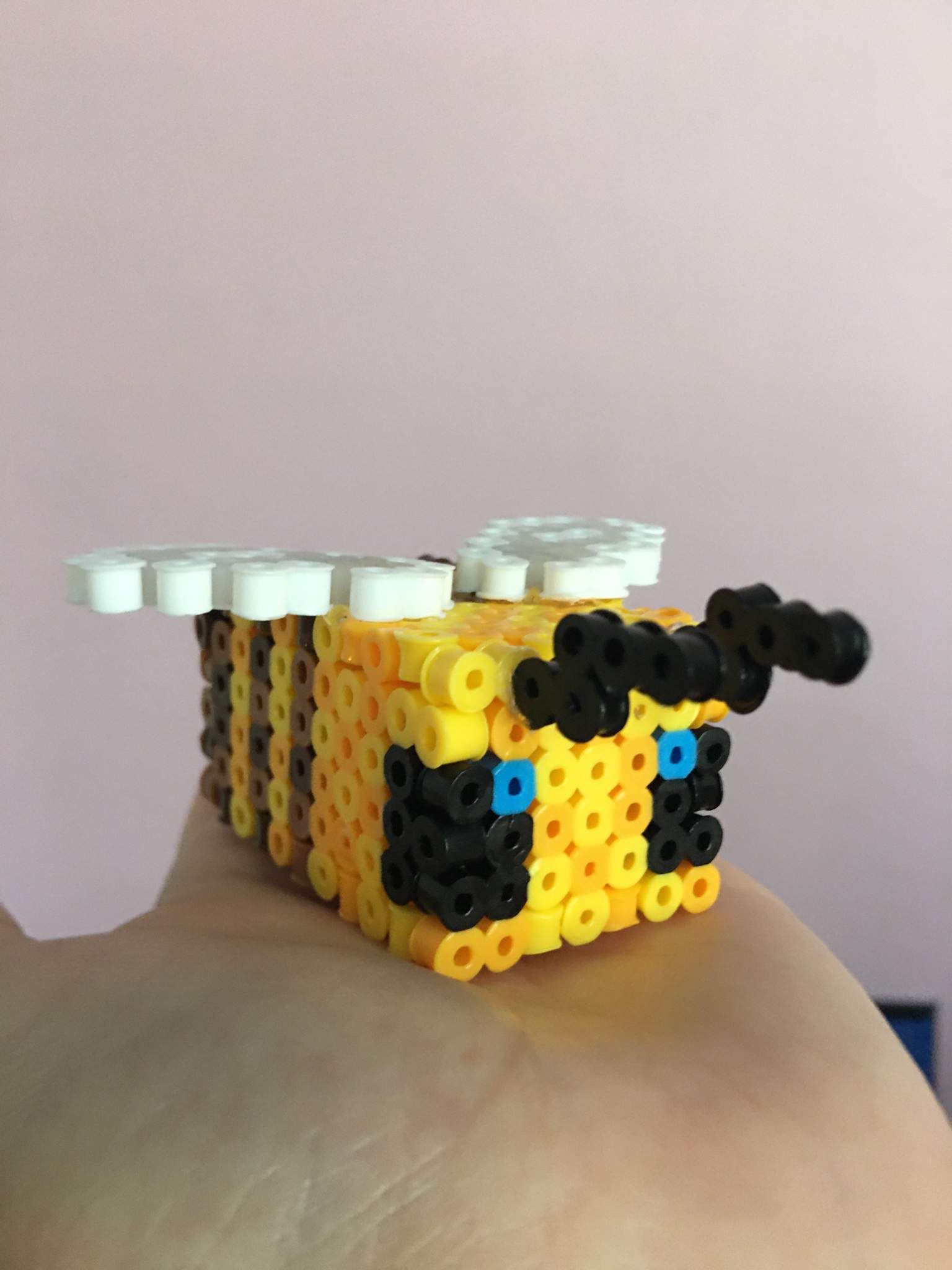 Perler Bead Minecraft Bee | Crafty Amino