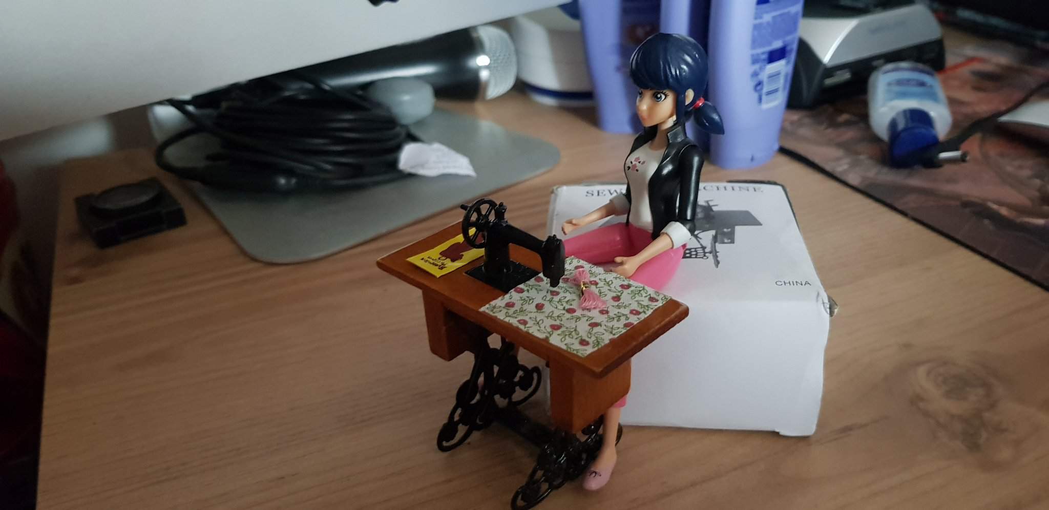 Marinette sewing machine | Miraculous Ladybug Fan Club Amino