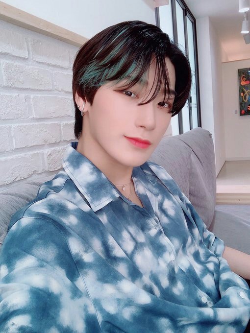 Bias Wrecker Challenge (Day 6- Selca) San | ATEEZ 에이티즈 AMINO Amino