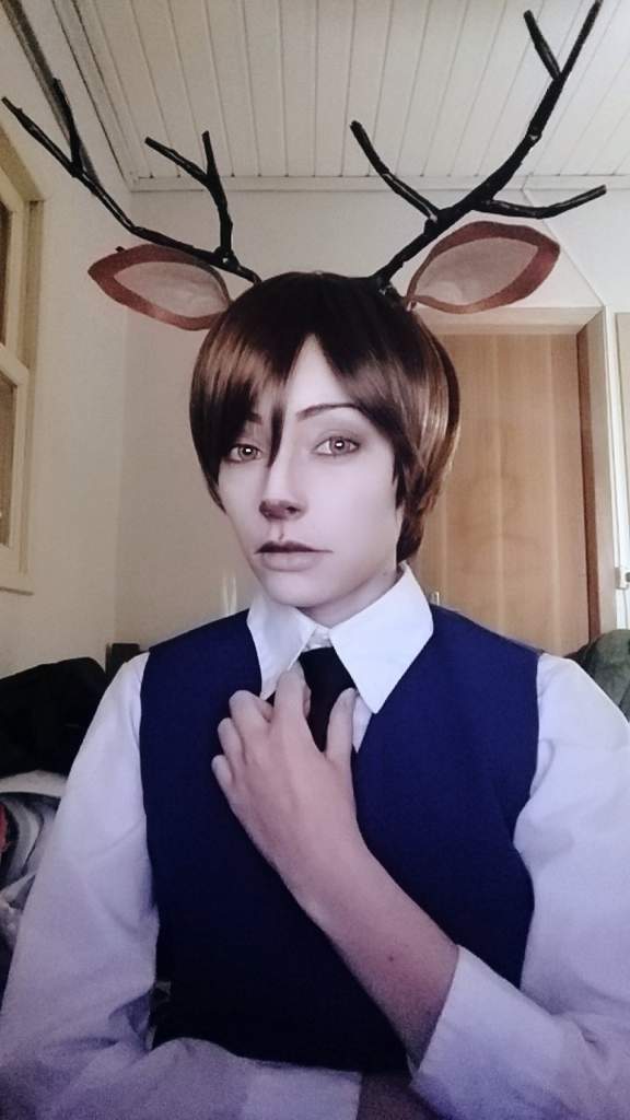 Louis [ BEASTARS ] | Cosplay Amino