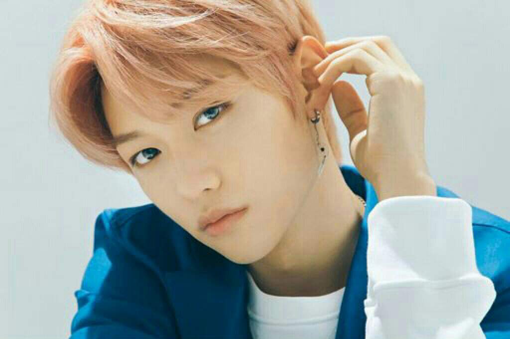 Felix(lix/youngbook) | Wiki | Stray Kids Amino