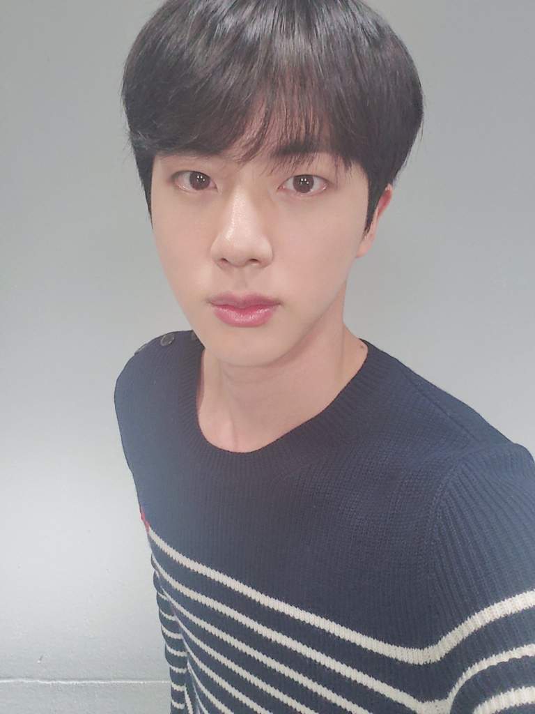 Jin || 200612 || Twitter | ♡ BTS ♡ Amino