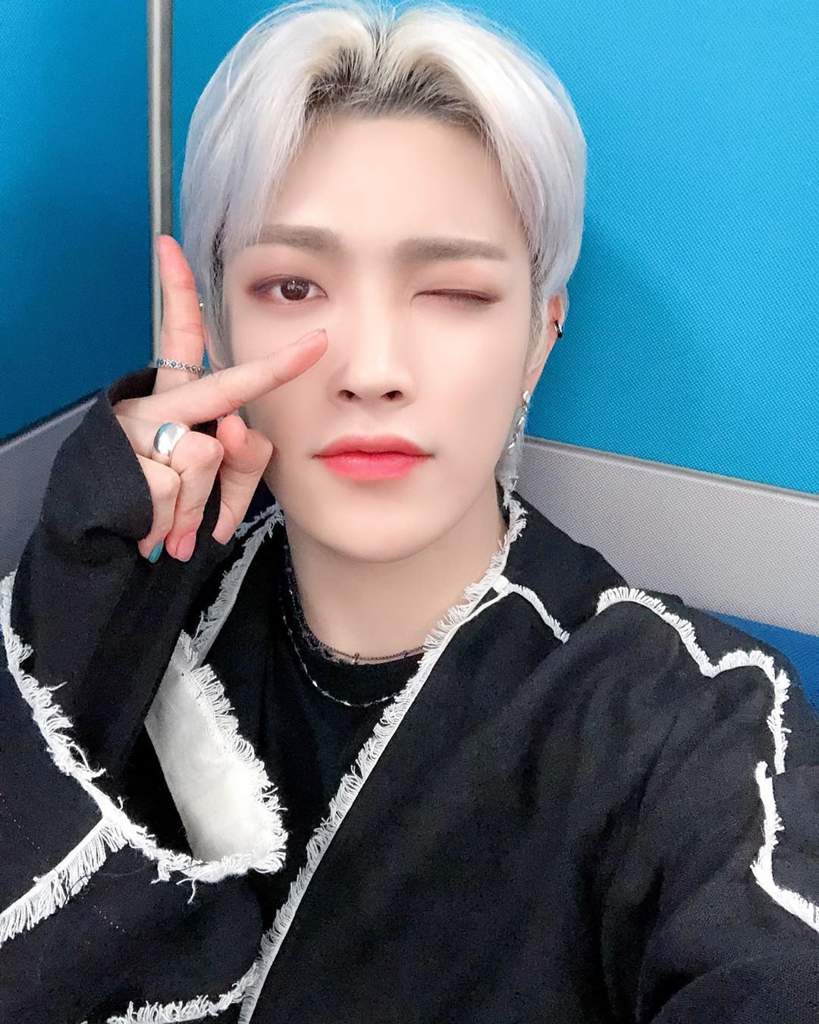 Hongjoong | Wiki | ATEEZ 에이티즈 AMINO Amino