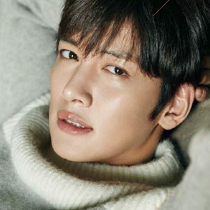 15 Pictures of Ji Chang-wook Showing His Awesome Abs! Are 