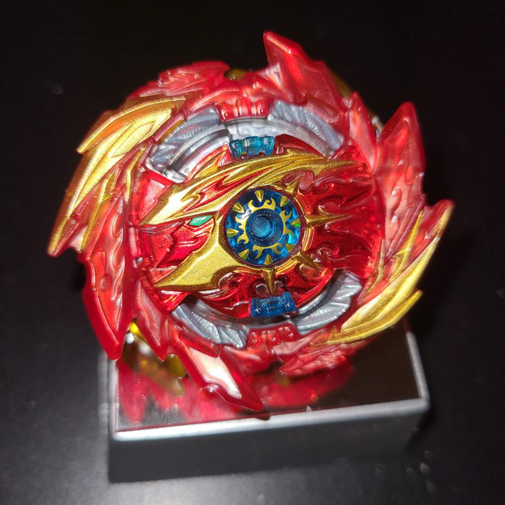 Super Hyperion Review | Beyblade Amino