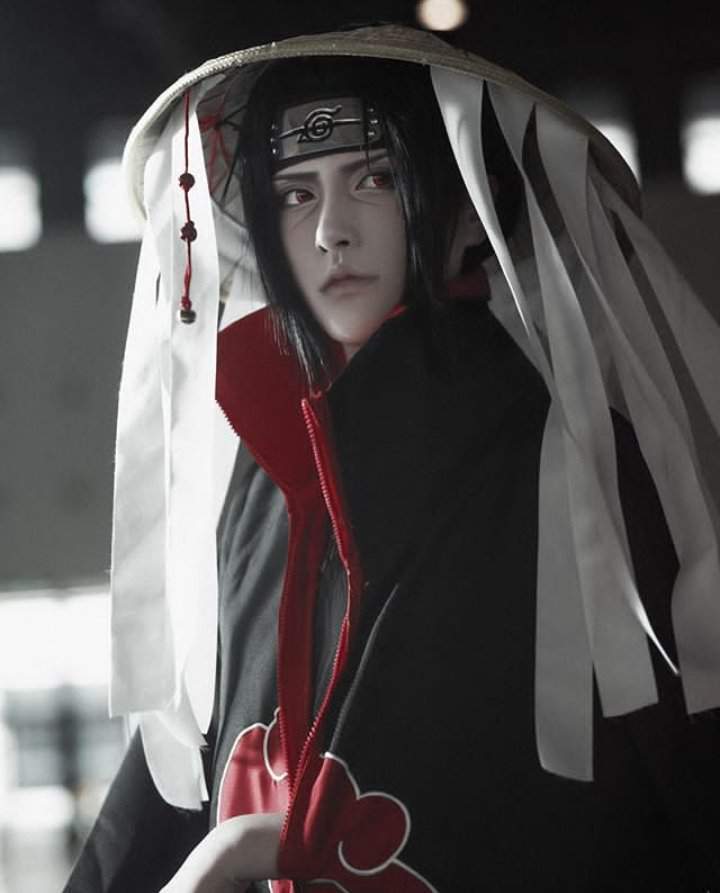 Itachi Uchiha (more Cosplay Of Itachi) 😍😍 