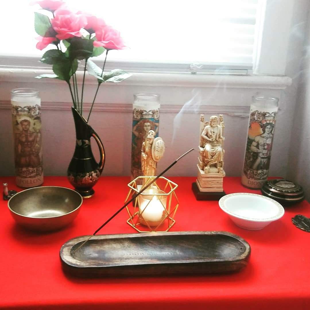 Cleaned my altar | Hellenistic Polytheism Amino