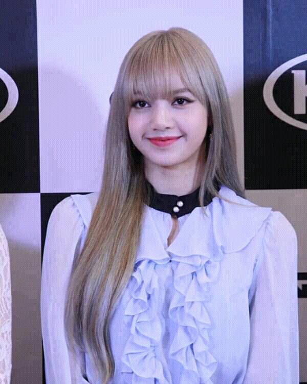 La lisa manoban siempre sera nuestra bebé😂😂💗💗💗 | Wiki | •BLACKPINK• Amino