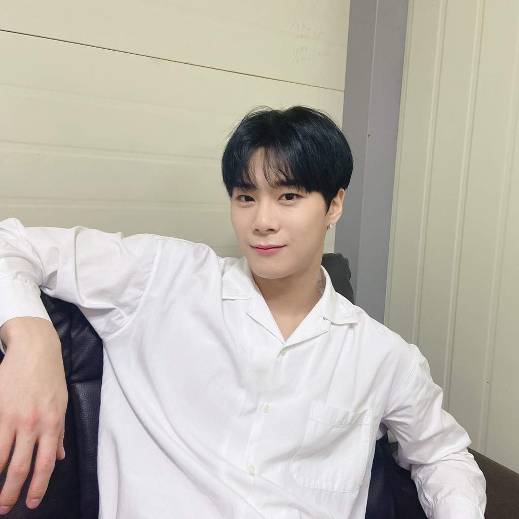 #MOONBIN Twitter du 29/07/20 | Fans d'Astro Amino