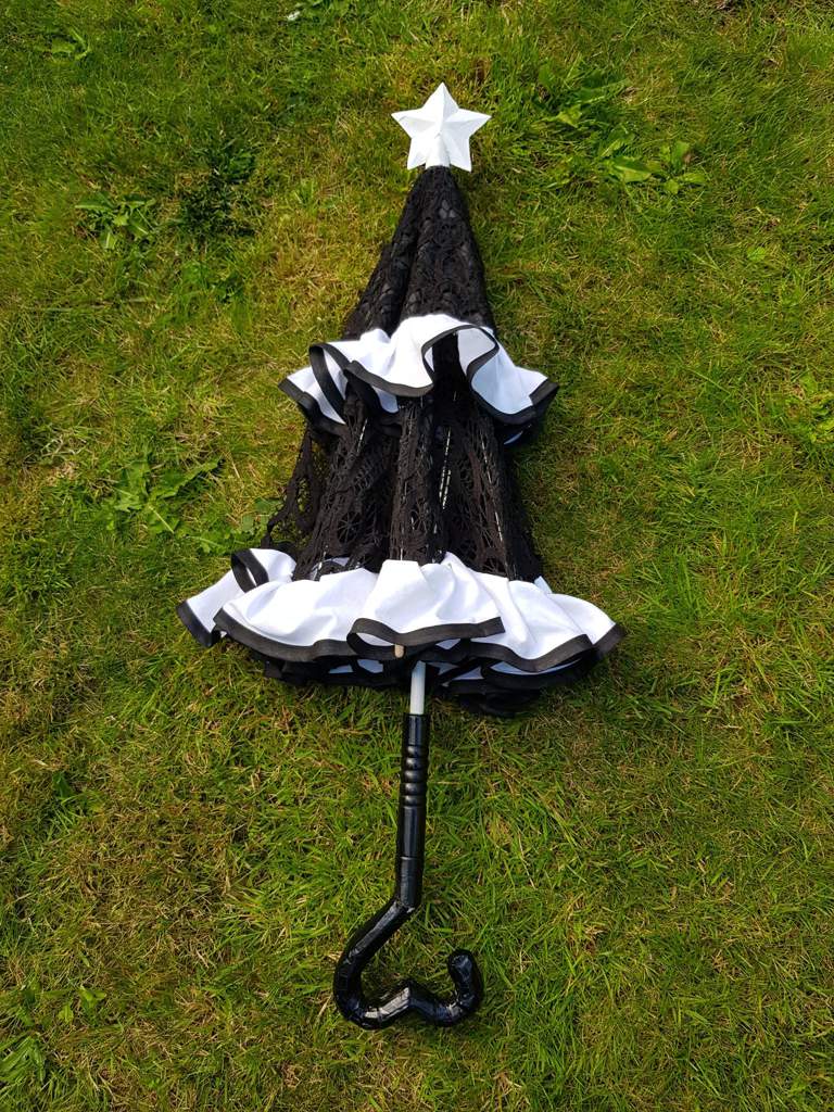 Elegant Parasol Irl Roblox Royale High Amino - roblox royale high elegant parasol