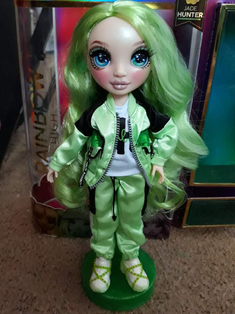 Rainbow High Jade Hunter review | Doll Lovers Amino