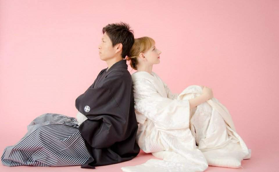 Мой муж пожалел после развода китай. Разводы в Японии. Смешанные браки в Японии. Развод у японцев. Брак с японцем.