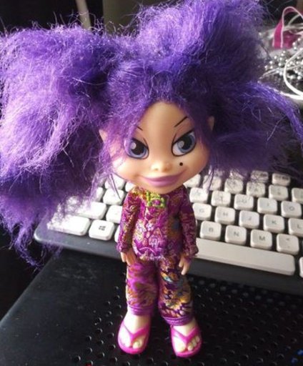 trollz onyx doll