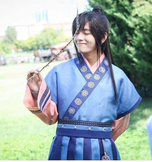 Taehyung wearing hanbok🤩💜 (hwarang) | ARMY's Amino