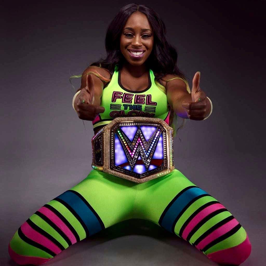 Happy 33rd birthday to WWE Raw Superstar, Naomi! 