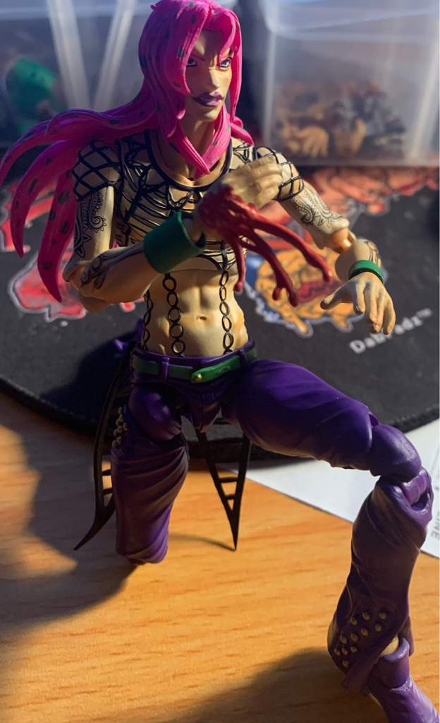 super action statue diavolo