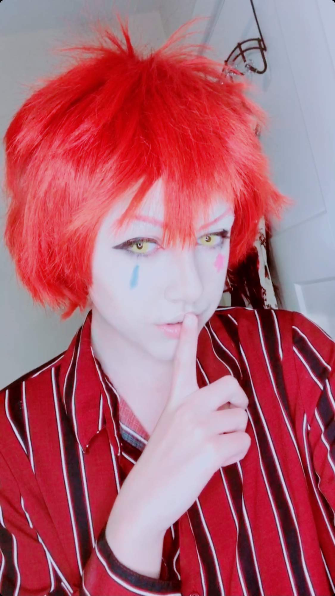 revamped hisoka!!(his outfit should be arriving soon;) | Cosplay Amino