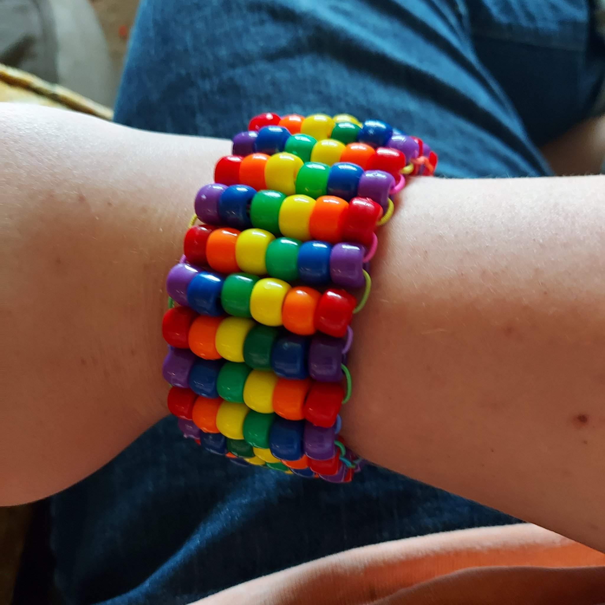 Rainbow ladder stitch! | Kandi Amino