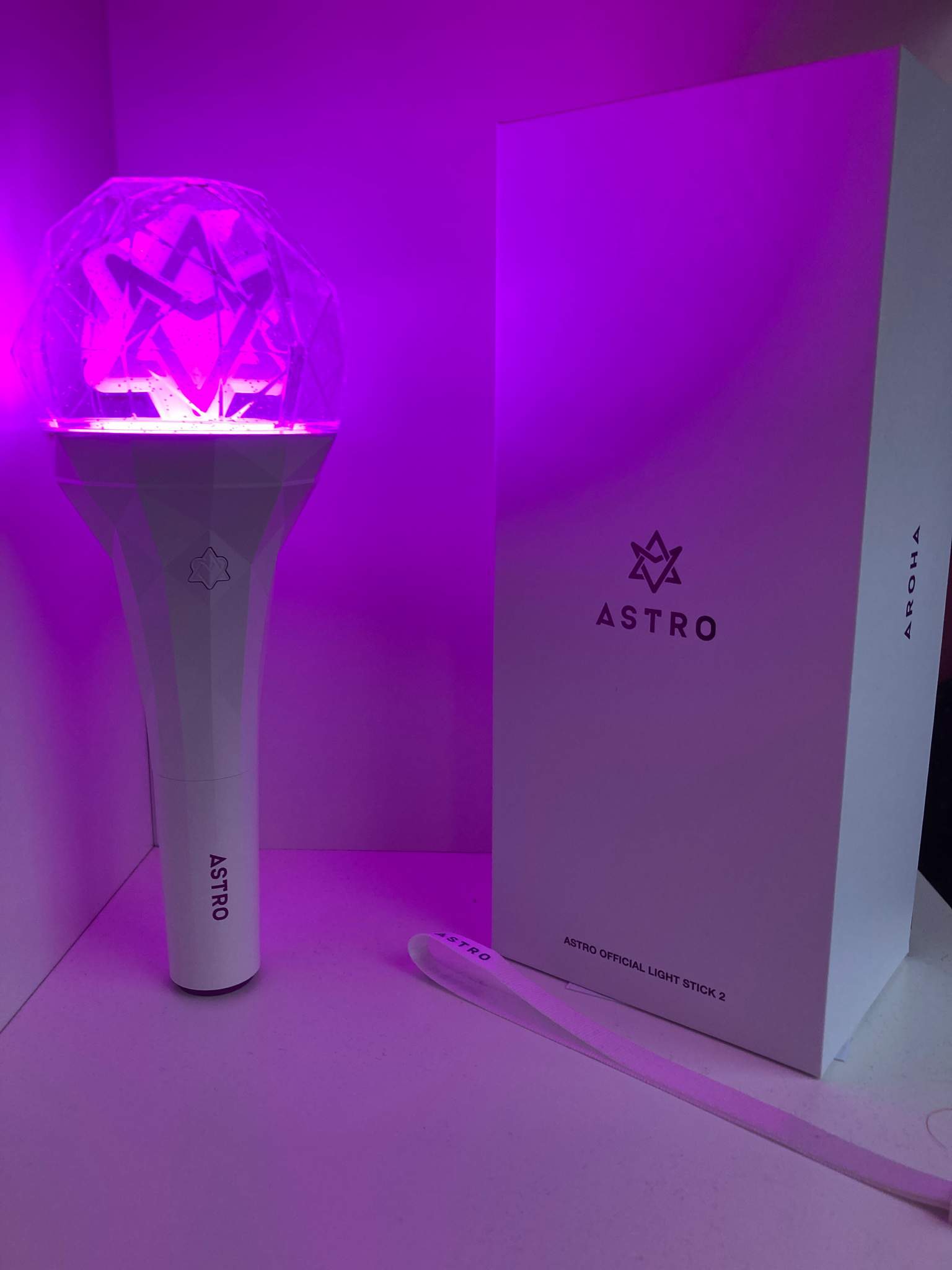 Astro Version 2 Lightsick (Robong) Unboxing | Wiki | Astro Amino