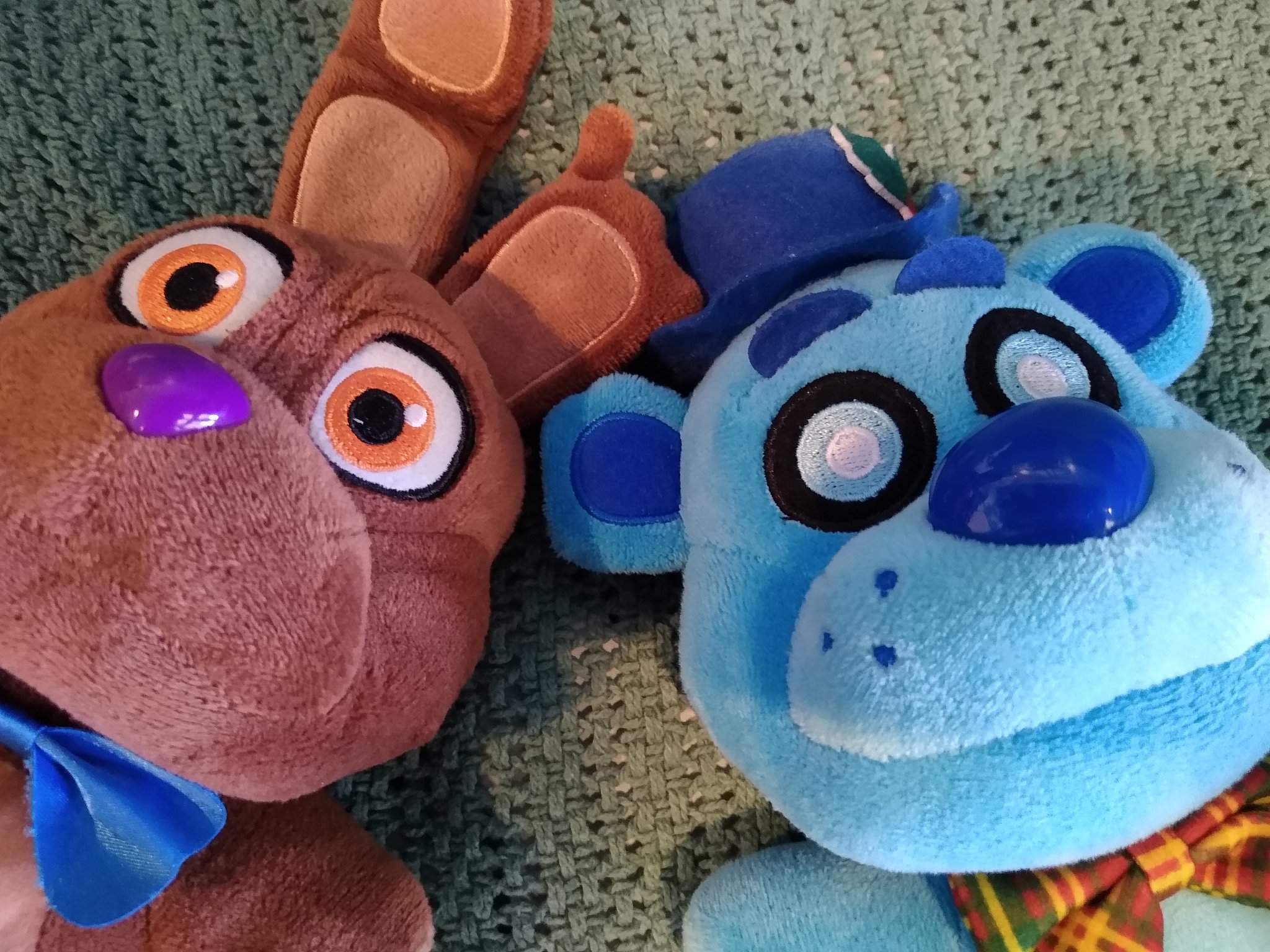 The FNAF AR plushies (review) | Five Nights At Freddy's Amino