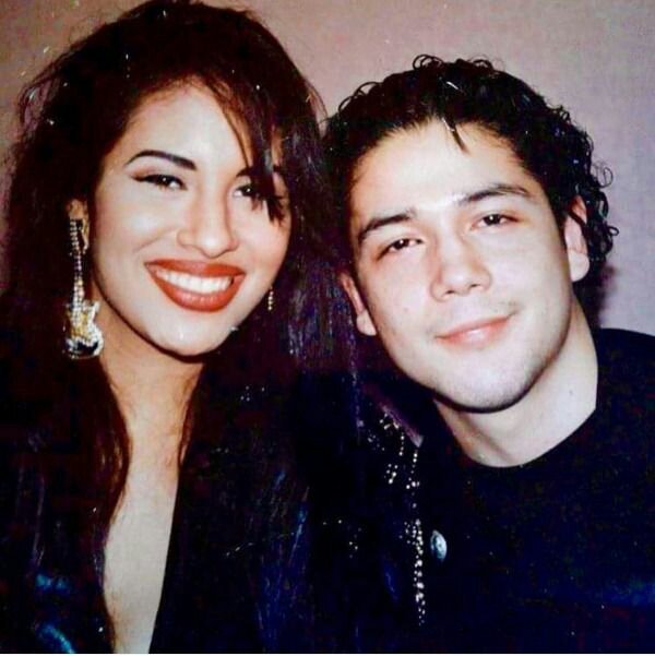 En Saturno viven los hijos que nunca tuvimos | Selena Quintanilla Amino ...