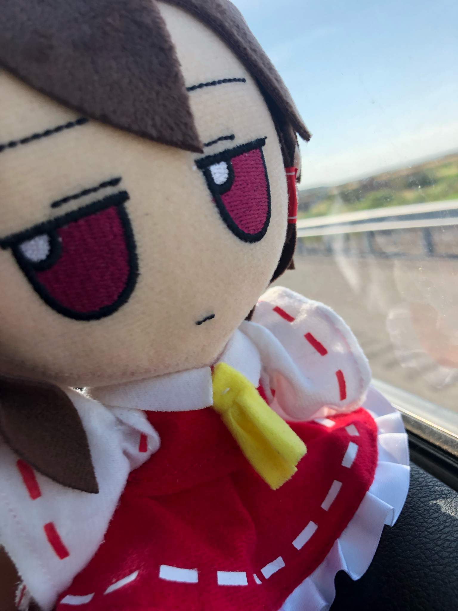 Reimu Fumo looking outside | Touhou Project Amino