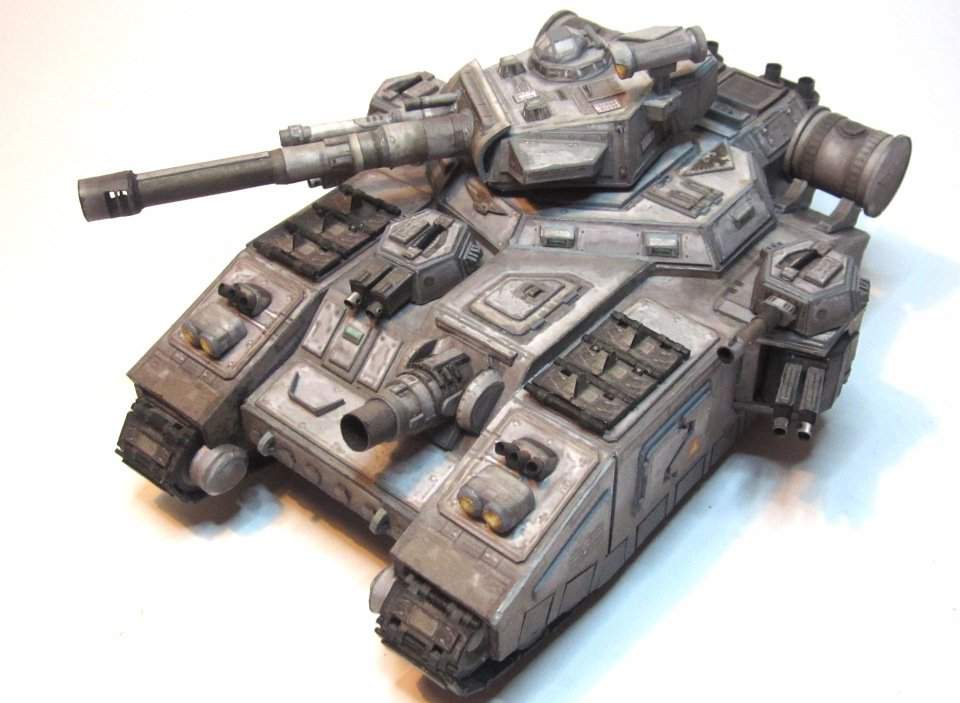 Танк Baneblade Warhammer 40000