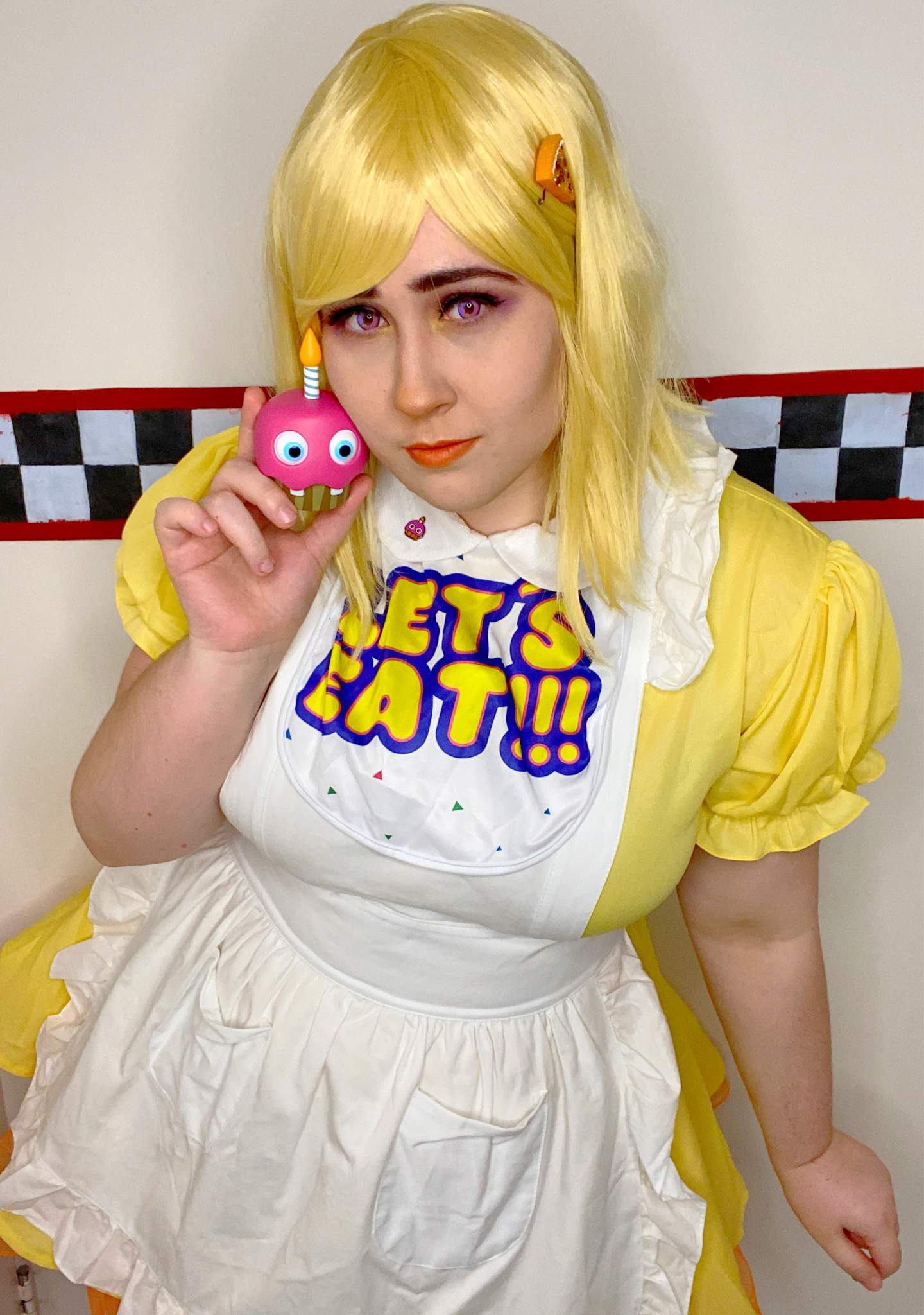 Human Chica Cosplay! 🐤🍕 | Five Nights At Freddy's Amino