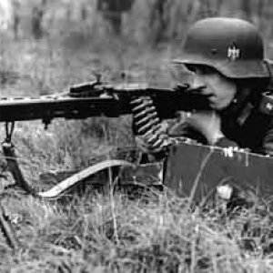 MG42 Gunner Jäger | Wiki | World War II Amino Amino