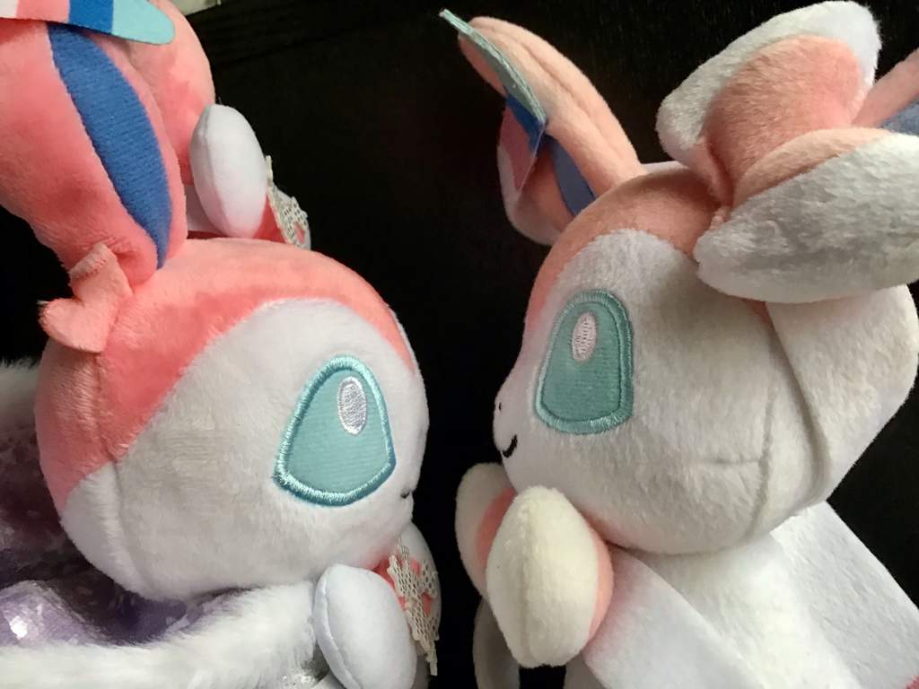 holiday lights sylveon