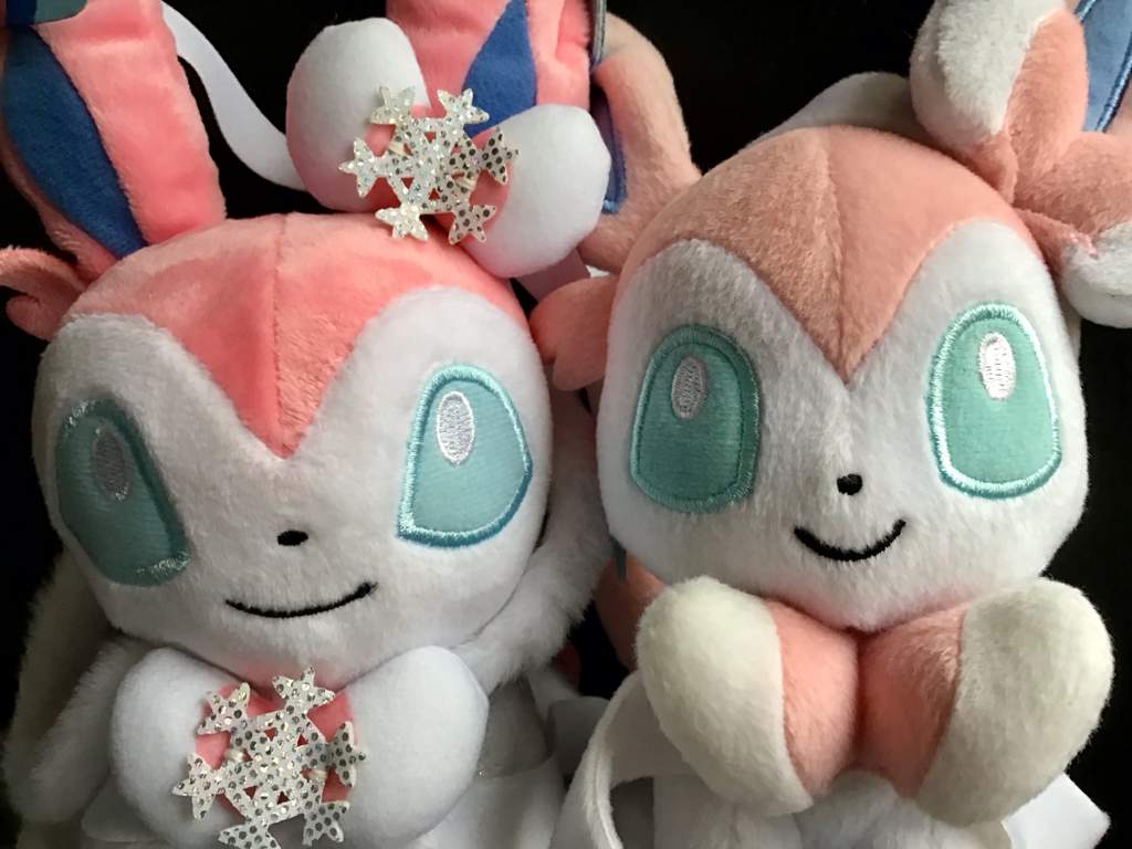 holiday lights sylveon