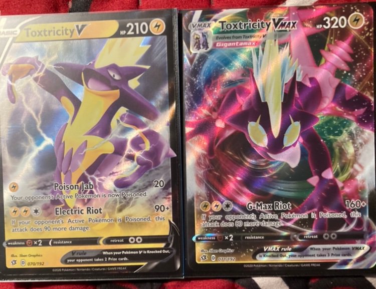 Toxtricity v and Toxtricity vmax Pokémon cards | Anime Amino