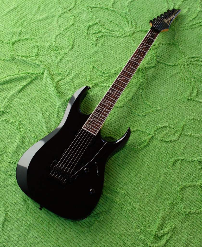 My Favourite Axe Ibanez Rgd320z Baritone Guitar Amino