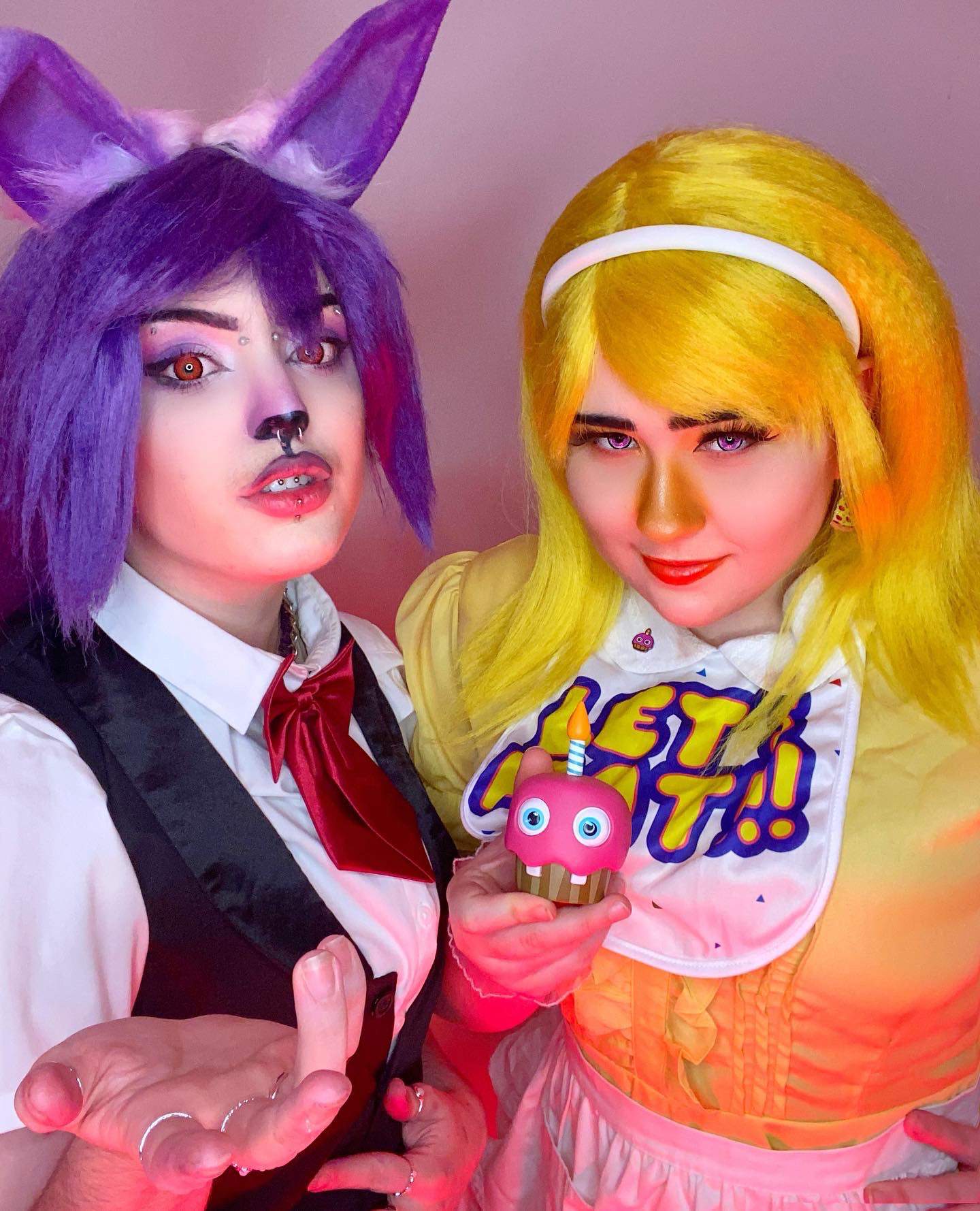 Bonnie and Chica Cosplay!💛💜 | Five Nights At Freddy's Amino