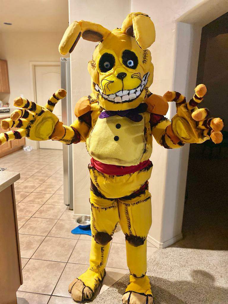 ITP Springbonnie is here and soon Halloween | Five Nights At Freddy's Amino