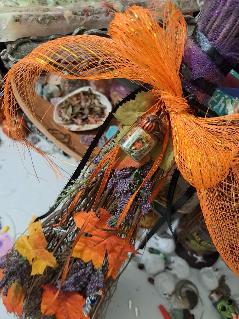 Decorating A Besom Pagans And Witches Amino