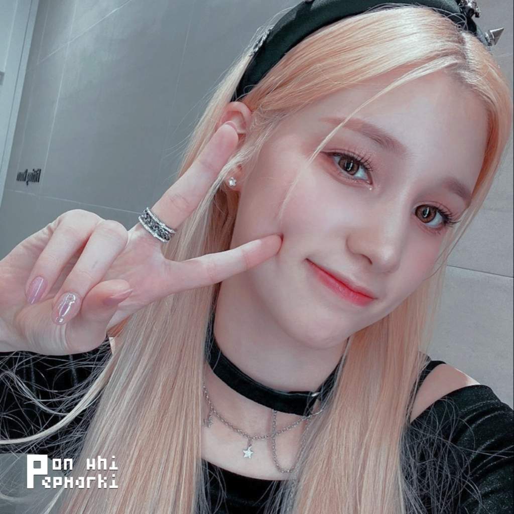 Chloé. | Wiki | kpop roleplay .ᨘ۫.ꪶ Amino