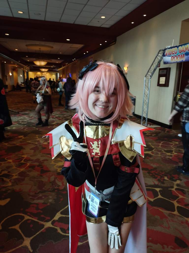 Astolfo cosplayer I met at a con | Fate/stay Night Amino